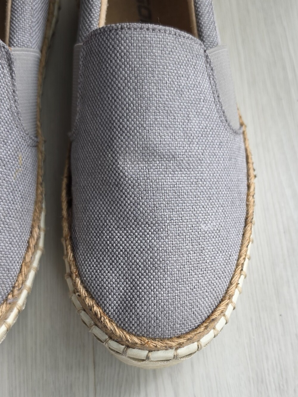 LADIES 8 SODA SLIP ON SHOES